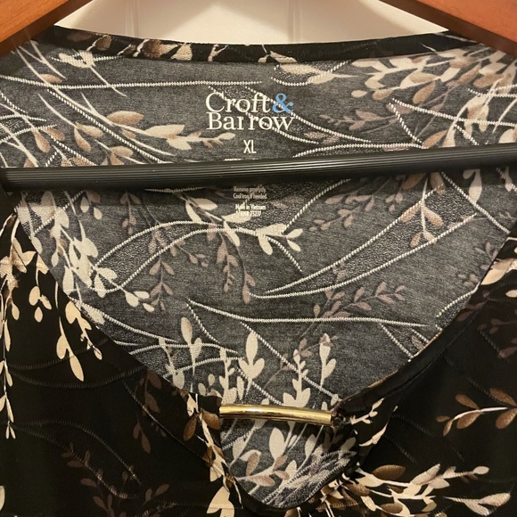 Xl blouse - Picture 2 of 2